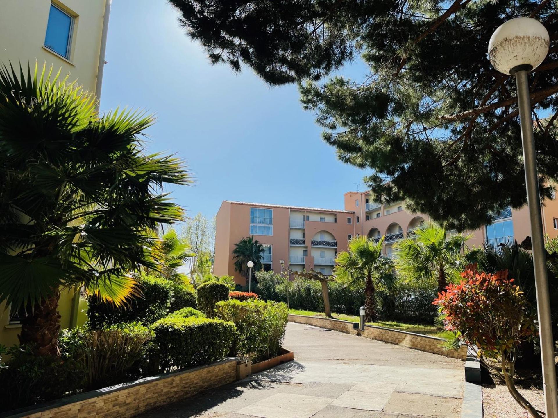 T2 ,4 Couchages ,Climatise ,Terrace ,En Face D'Aqualand ,Plage Rochelongue Agde Ngoại thất bức ảnh